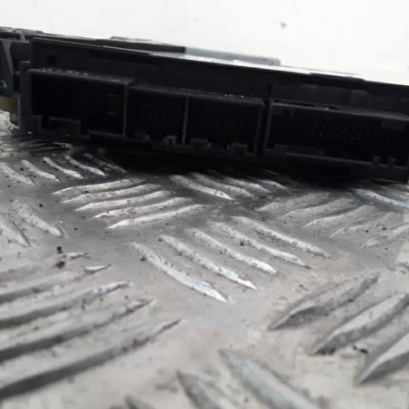 Leve vitre electrique avant droit AUDI A4 2