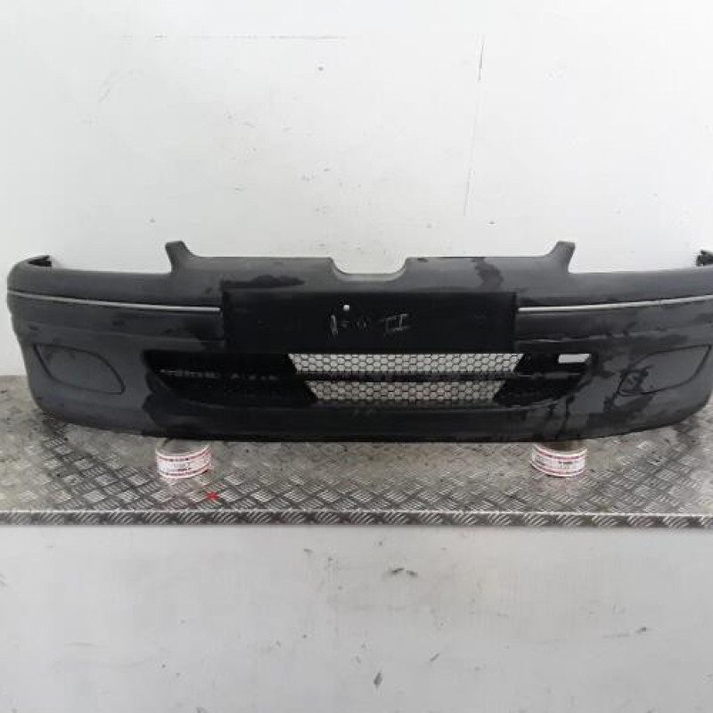 Pare choc avant PEUGEOT 106 Pare choc avant PEUGEOT 106