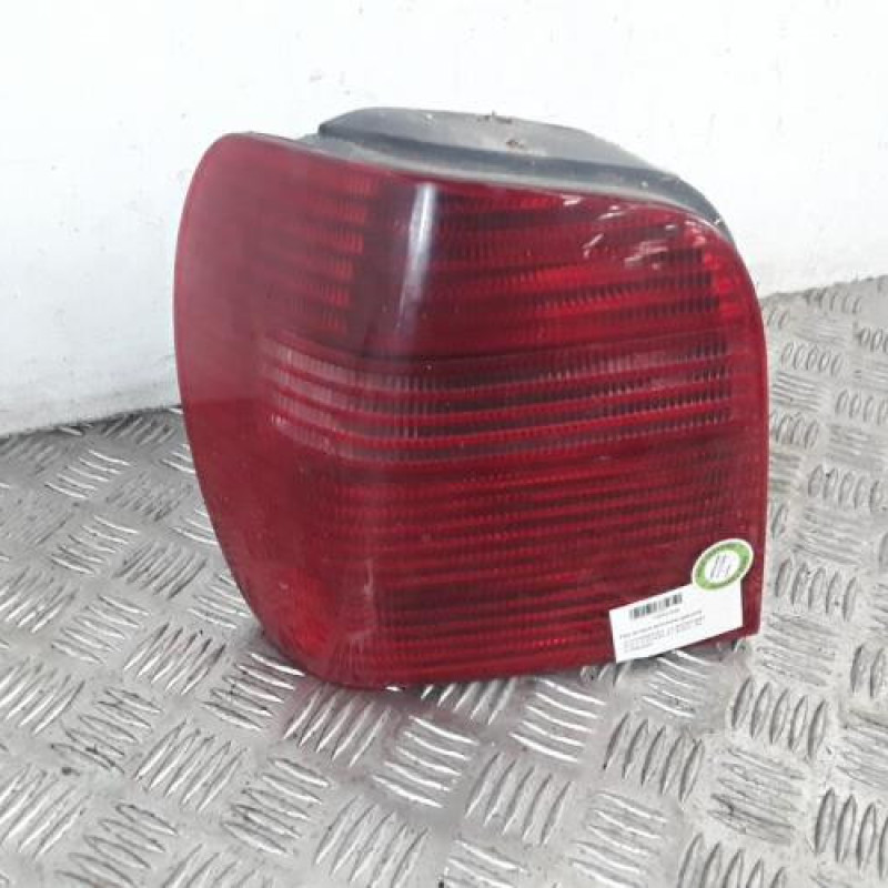 Feu arriere principal gauche (feux) VOLKSWAGEN POLO 3