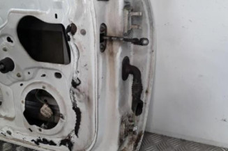 Porte avant gauche RENAULT CLIO 2 Photo n°6