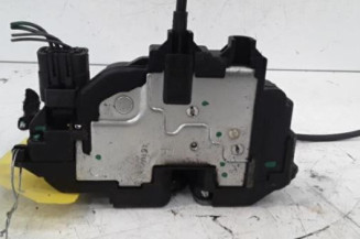 Serrure avant droit RENAULT MEGANE 3