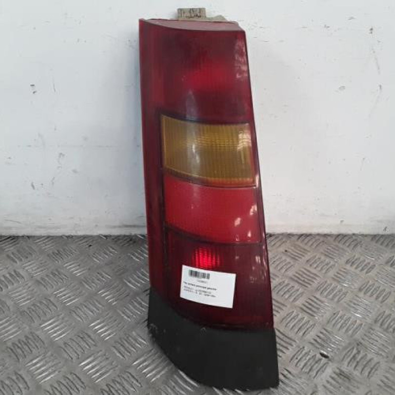 Feu arriere principal gauche (feux) RENAULT SUPER 5