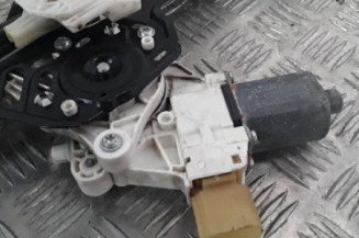 Leve vitre electrique avant gauche BMW SERIE 1 E87 Photo n°3