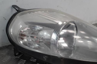 Optique avant principal droit (feux)(phare) FIAT GRANDE PUNTO