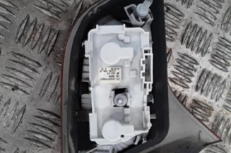Feu arriere secondaire droit (feux) AUDI A4 2