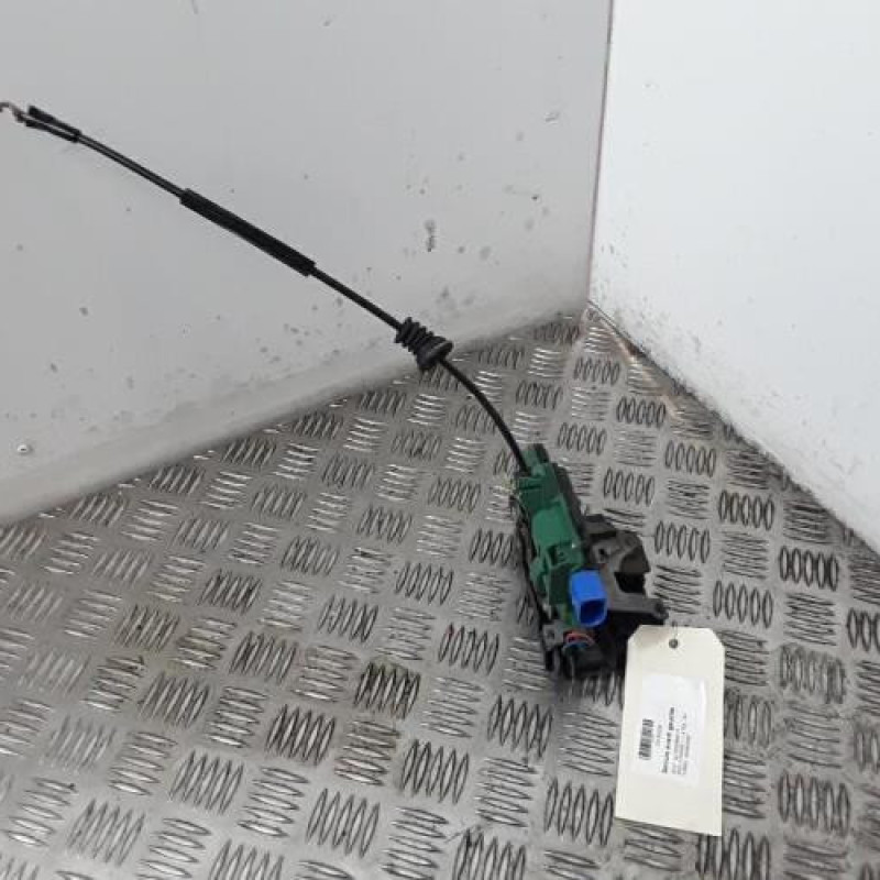 Serrure avant gauche SEAT IBIZA 3 Serrure avant gauche SEAT IBIZA 3