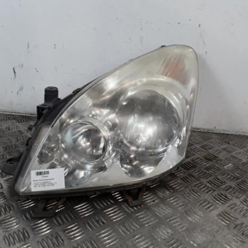 Optique avant principal gauche (feux)(phare) TOYOTA COROLLA VERSO 2
