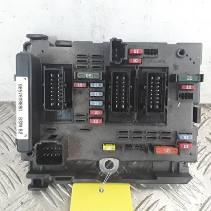 Boitier servitude moteur (BSM) PEUGEOT 206