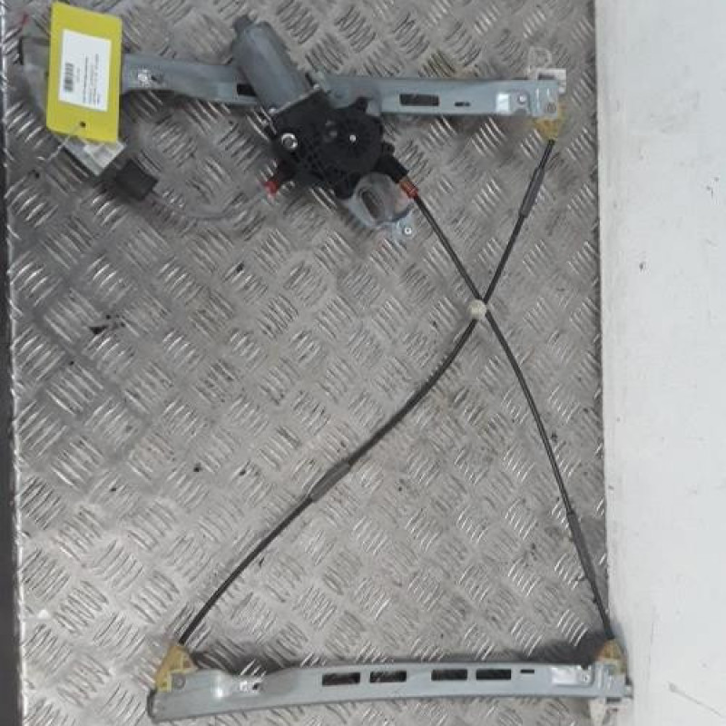 Leve vitre electrique avant droit PEUGEOT 206