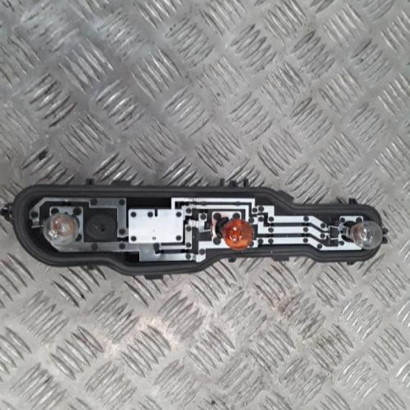 Platine feu arriere gauche DACIA DOKKER