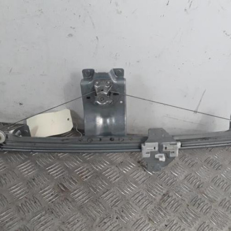 Leve vitre mecanique avant droit DACIA DOKKER