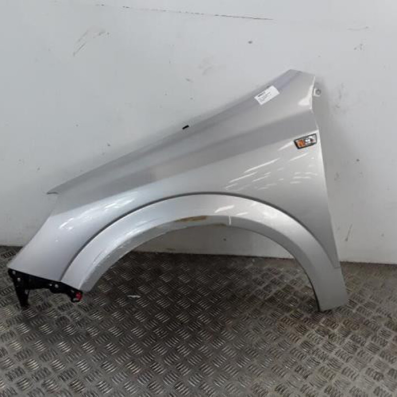 Aile avant gauche OPEL ASTRA H Aile avant gauche OPEL ASTRA H