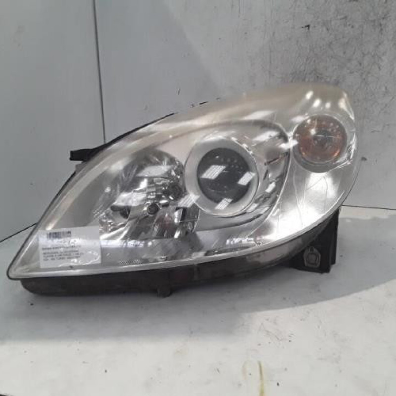 Optique avant principal gauche (feux)(phare) MERCEDES CLASSE B 245