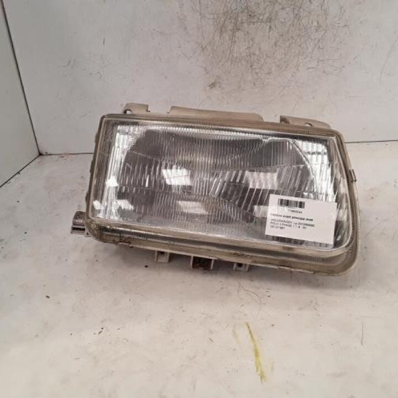 Optique avant principal droit (feux)(phare) VOLKSWAGEN POLO 3