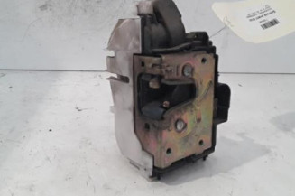 Serrure avant droit VOLKSWAGEN GOLF 3 Photo n°1