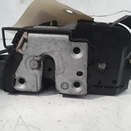 Serrure avant droit RENAULT CLIO 4