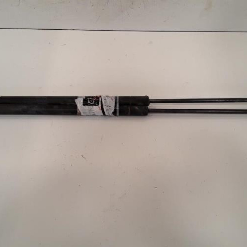 Verin de coffre SEAT IBIZA 2 Verin de coffre SEAT IBIZA 2