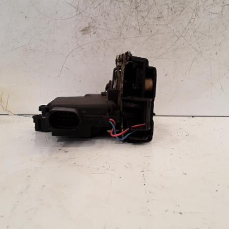 Serrure avant gauche VOLKSWAGEN GOLF 4