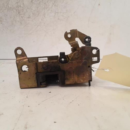 Serrure arriere droit RENAULT CLIO 1