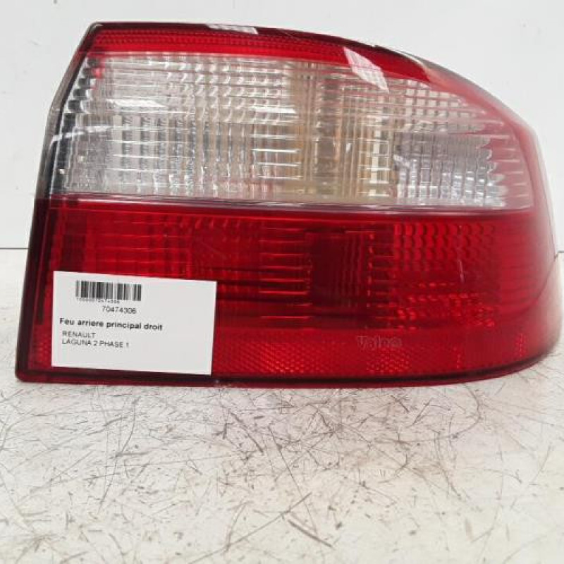 Feu arriere principal droit (feux) RENAULT LAGUNA 2
