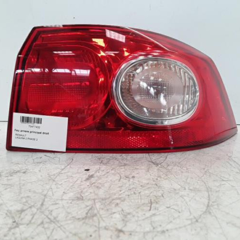 Feu arriere principal droit (feux) RENAULT LAGUNA 2