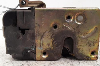 Serrure avant droit PEUGEOT 206