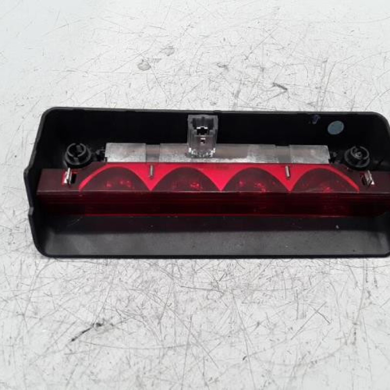 Feu arriere stop central CITROEN C2