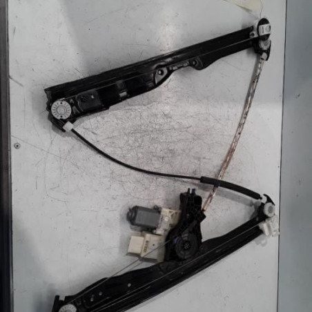 Leve vitre electrique avant droit PEUGEOT 308 2 Photo n°1