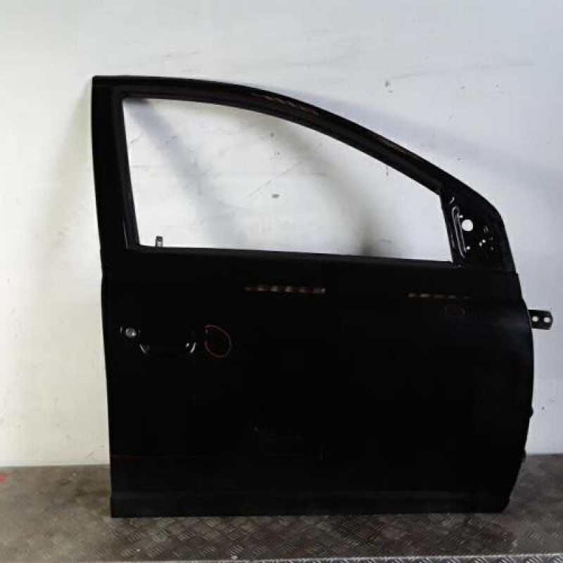 Porte avant droit TOYOTA YARIS 1 Porte avant droit TOYOTA YARIS 1