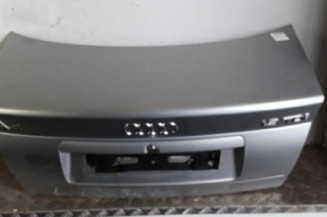 Malle/Hayon arriere AUDI A4 Photo n°1