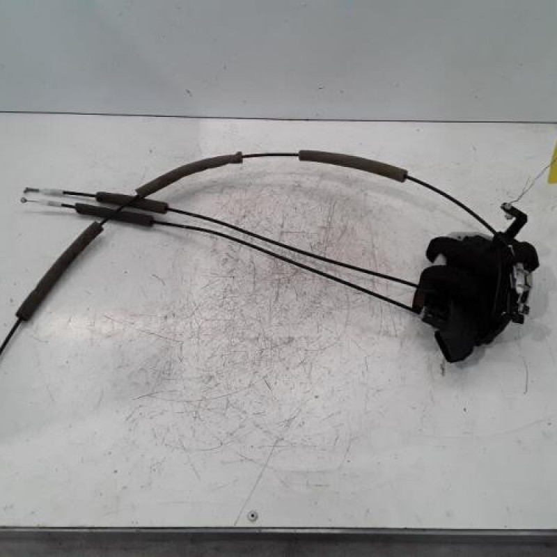 Serrure avant gauche NISSAN JUKE 1 Serrure avant gauche NISSAN JUKE 1