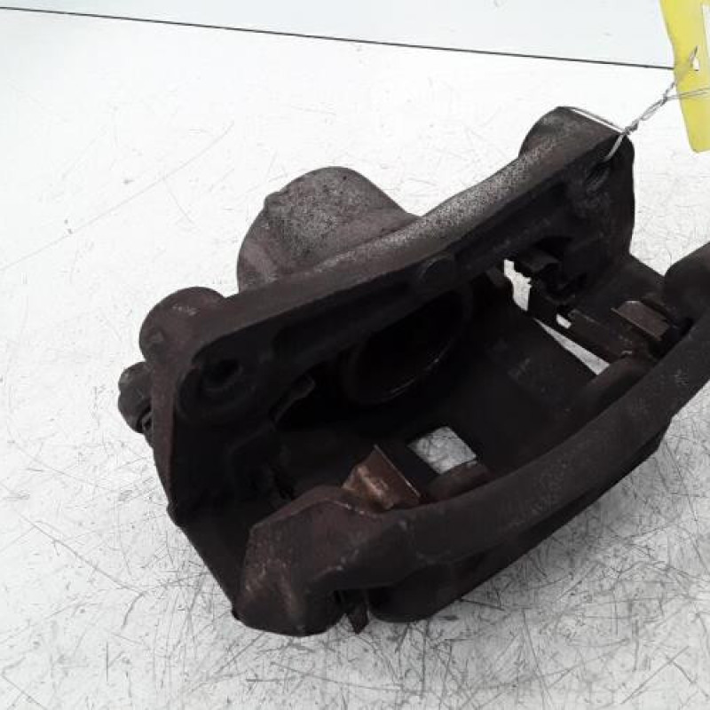 Etrier avant gauche (freinage) NISSAN JUKE 1 Etrier avant gauche (freinage) NISSAN JUKE 1