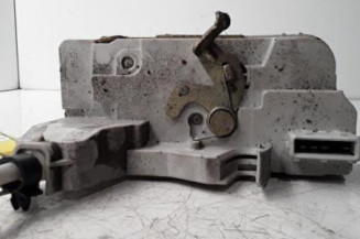 Serrure arriere droit PEUGEOT 307