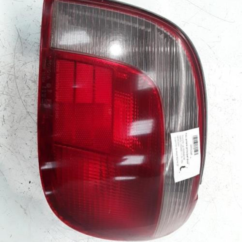 Feu arriere principal droit (feux) TOYOTA YARIS 1