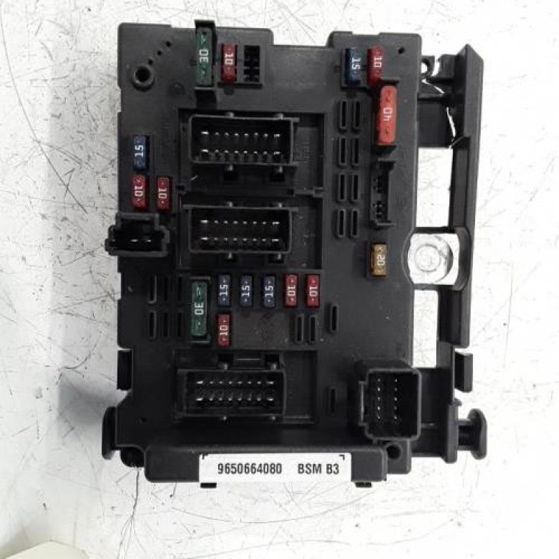 Boitier servitude moteur (BSM) PEUGEOT 206