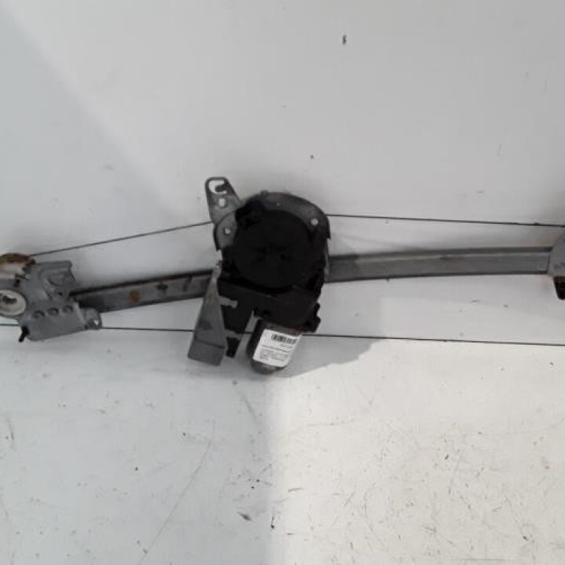 Leve vitre electrique avant droit CITROEN C3 1