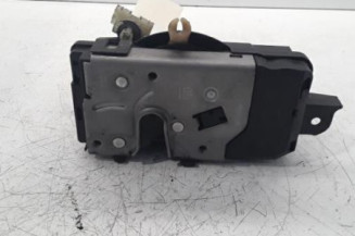 Serrure avant droit OPEL ZAFIRA B
