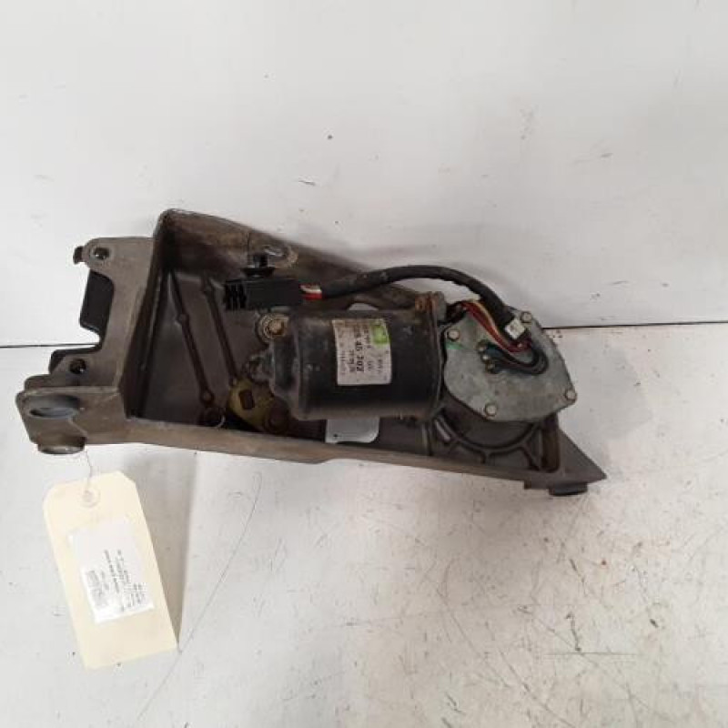 Moteur essuie glace avant RENAULT TWINGO 1