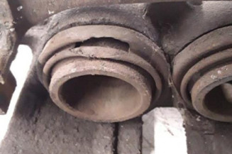 Etrier avant droit (freinage) RENAULT TRAFIC 2