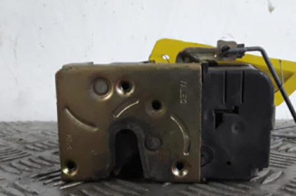 Serrure avant gauche PEUGEOT 206