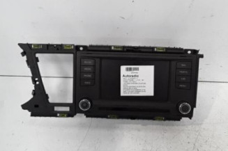 Ecran GPS SEAT LEON 3 Photo n°1