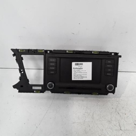 Ecran GPS SEAT LEON 3 Photo n°1