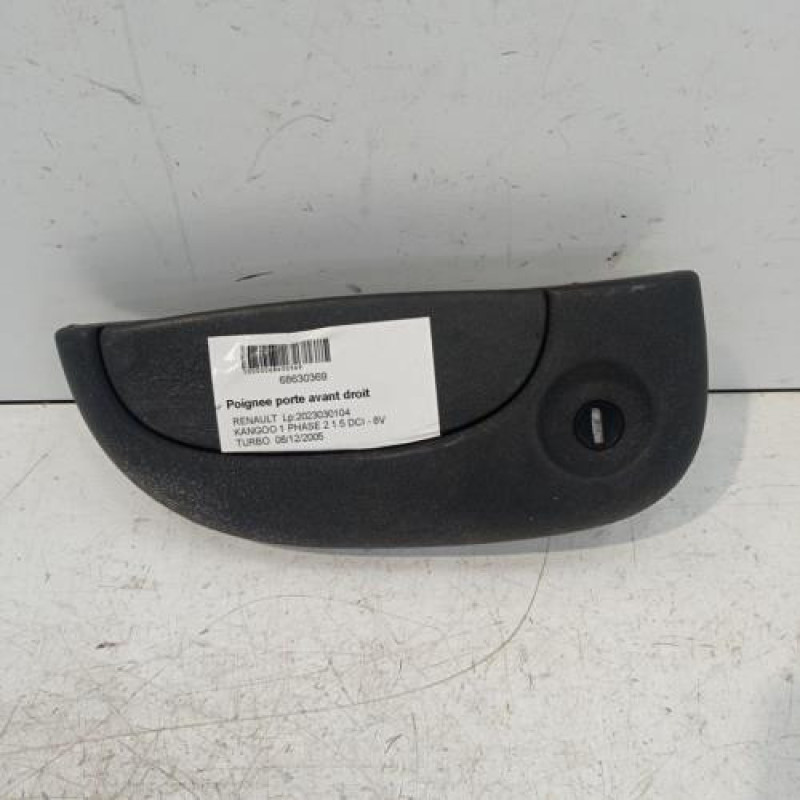 Poignee porte avant droit RENAULT KANGOO 1 Poignee porte avant droit RENAULT KANGOO 1