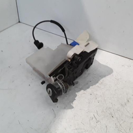 Serrure avant droit VOLKSWAGEN POLO 4