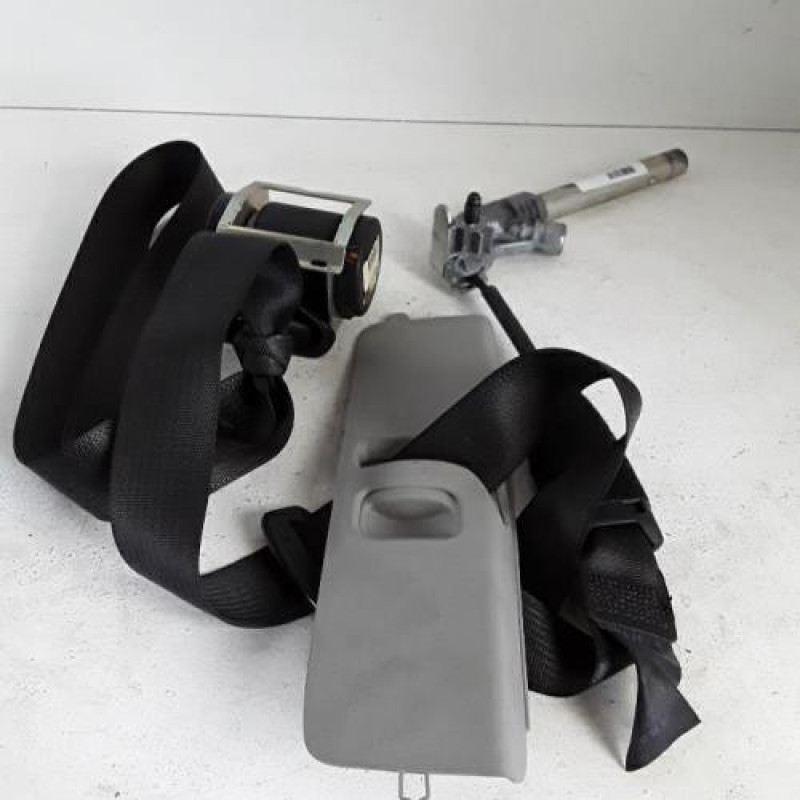 Ceinture avant droit OPEL CORSA D Ceinture avant droit OPEL CORSA D