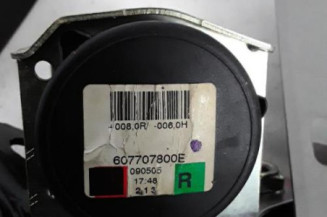 Ceinture avant droit OPEL CORSA D Photo n°4