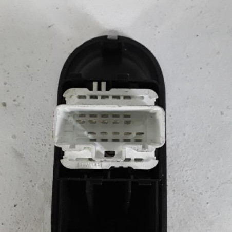 Interrupteur de leve vitre avant gauche RENAULT CLIO 3