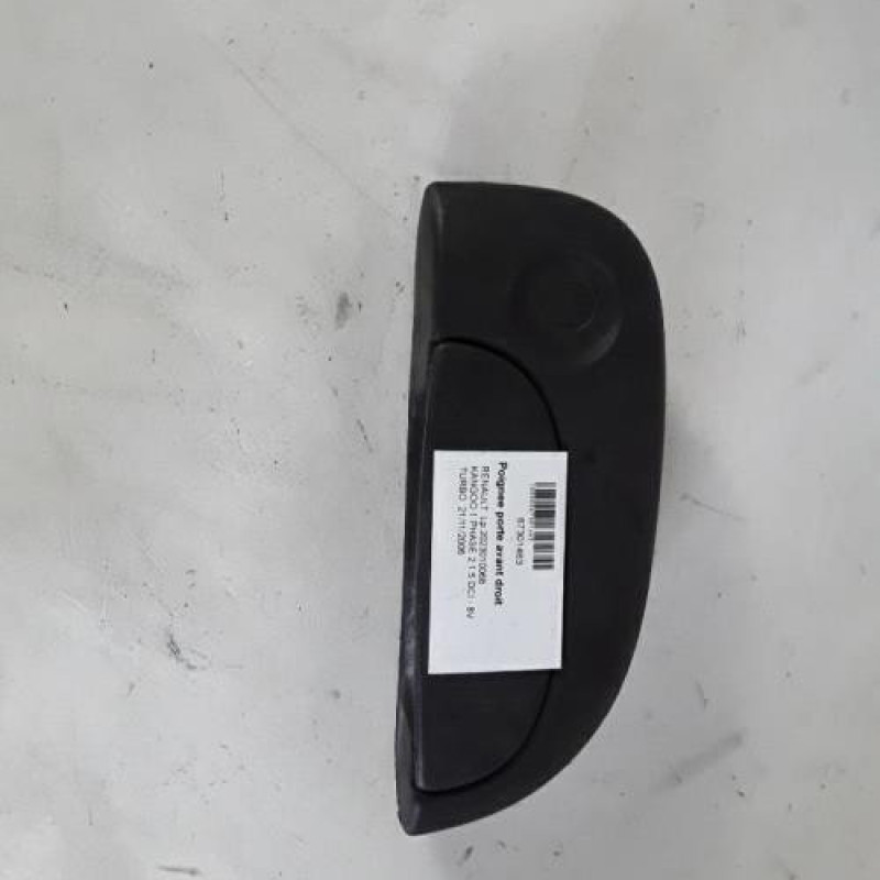 Poignee porte avant droit RENAULT KANGOO 1 Poignee porte avant droit RENAULT KANGOO 1