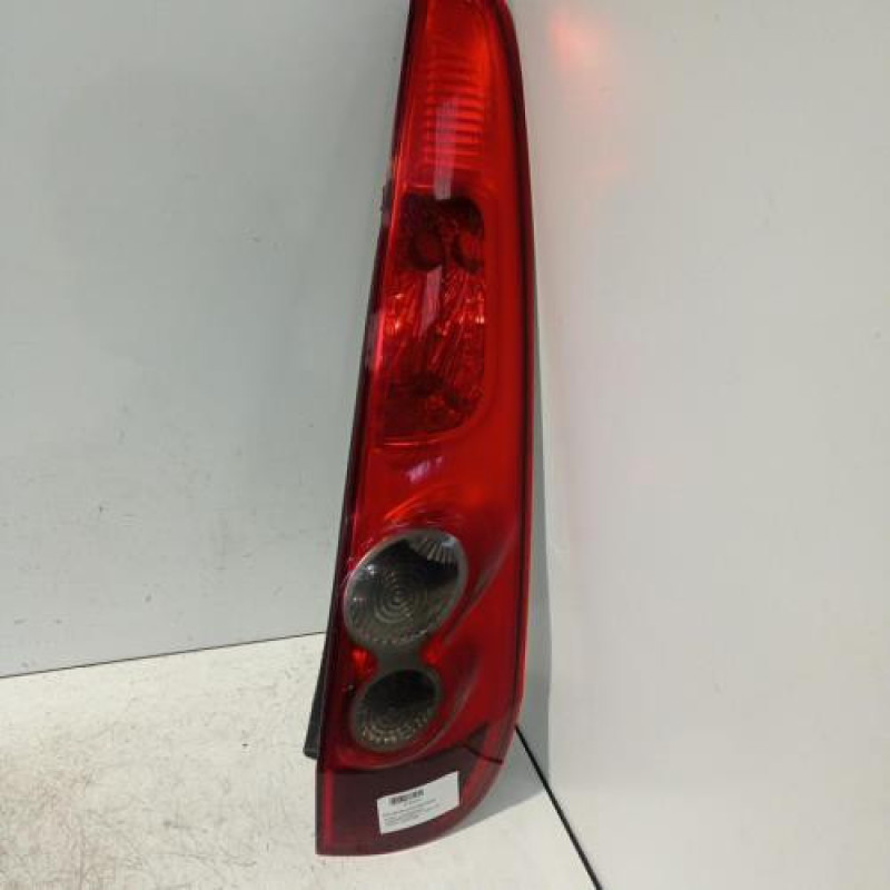 Feu arriere principal droit (feux) FORD FIESTA 5