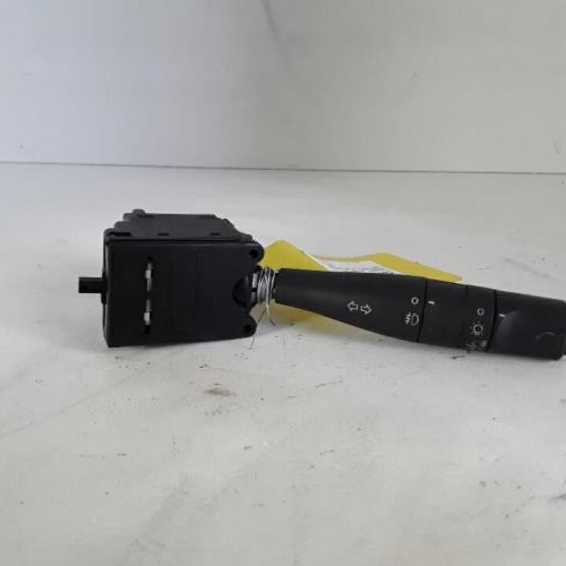 Commodo phare PEUGEOT 106 Commodo phare PEUGEOT 106